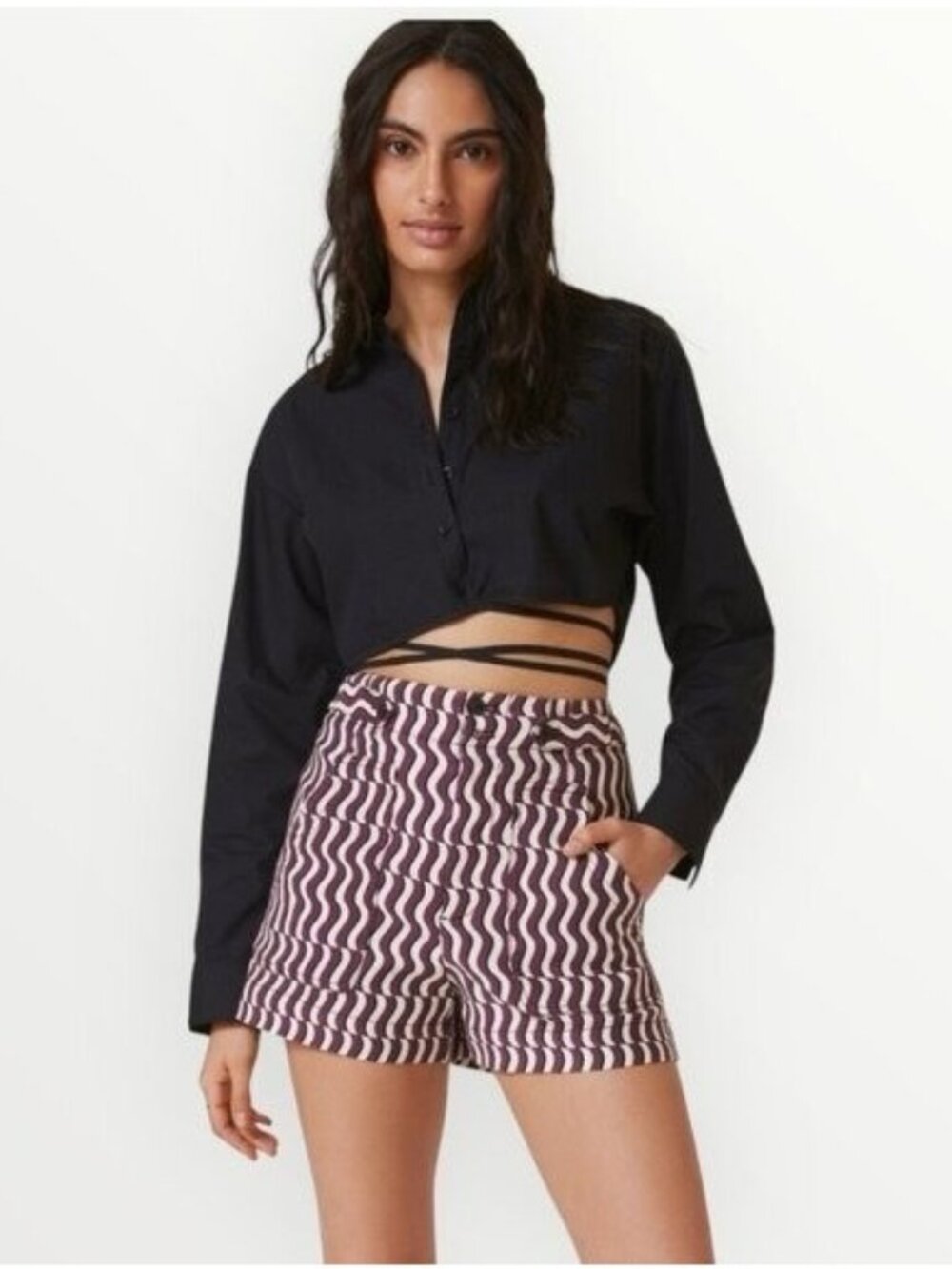 🛍 Anthropologie Maeve Wavy High Rise Shorts Purple Size 10